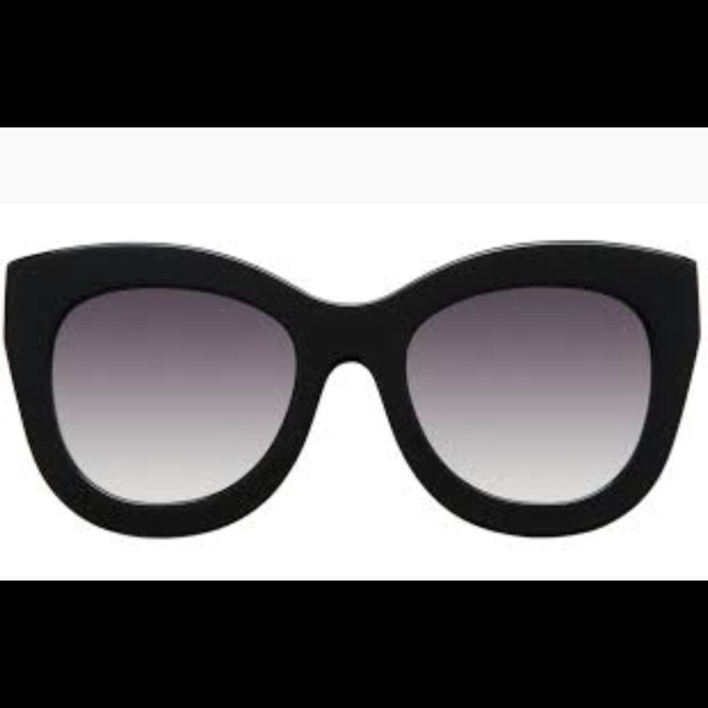 Alice + Olivia Madison sunglasses 🕶